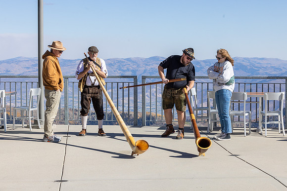 alphorns-312A1792